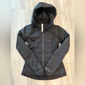 Lululemon Down for it All Black Size 4